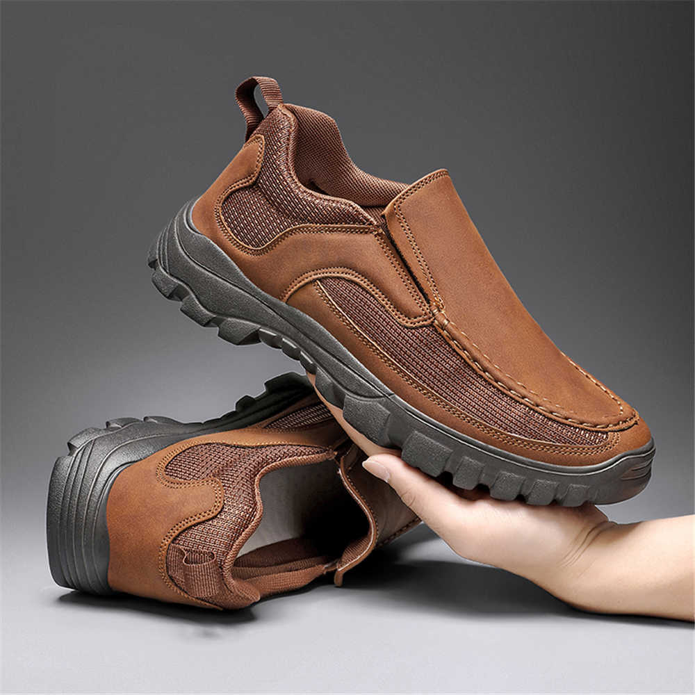 Luxury Lifestyle Design - Sepatu Sneakers Ukuran 40 Tinggi Model